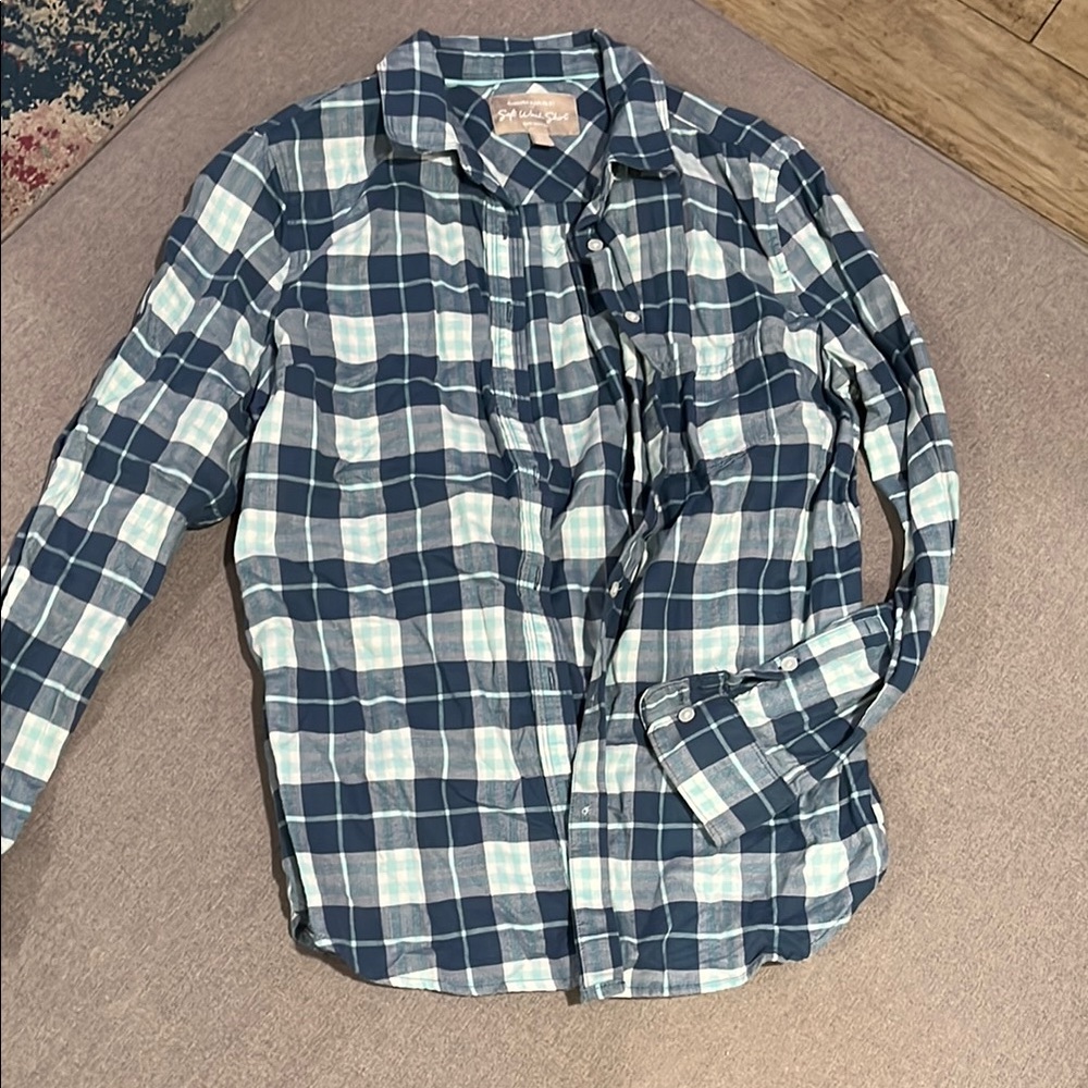 Banana Republic Blue and White Button Down Shirt